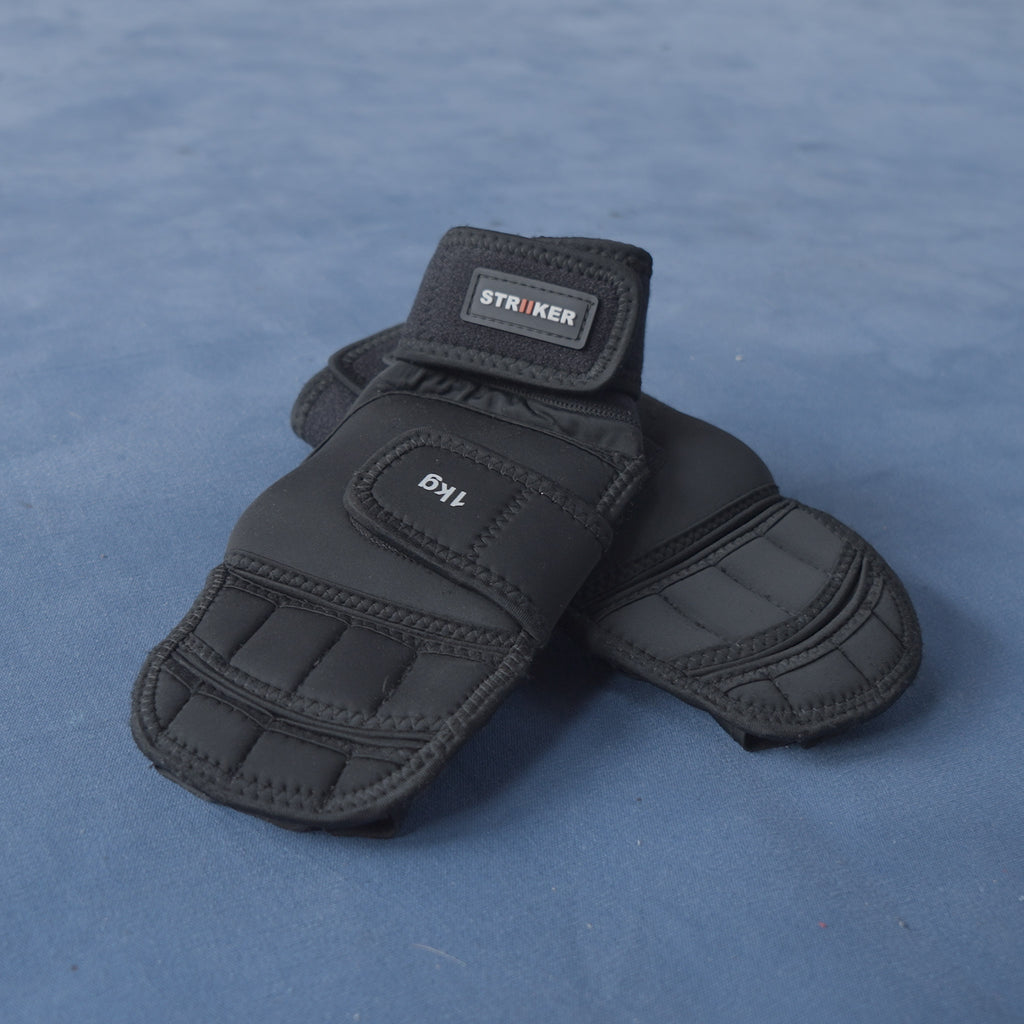 STRIIKER 0.5KG & 1KG WEIGHTED GLOVES BUNDLE